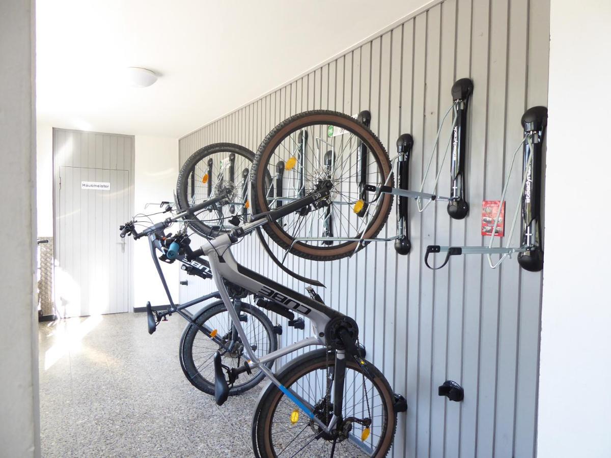 Apartment Citystar Winterberg Ferienwohnung 5 Pers Pool Sauna Ps4 Terrasse Near Bikepark Buitenkant foto