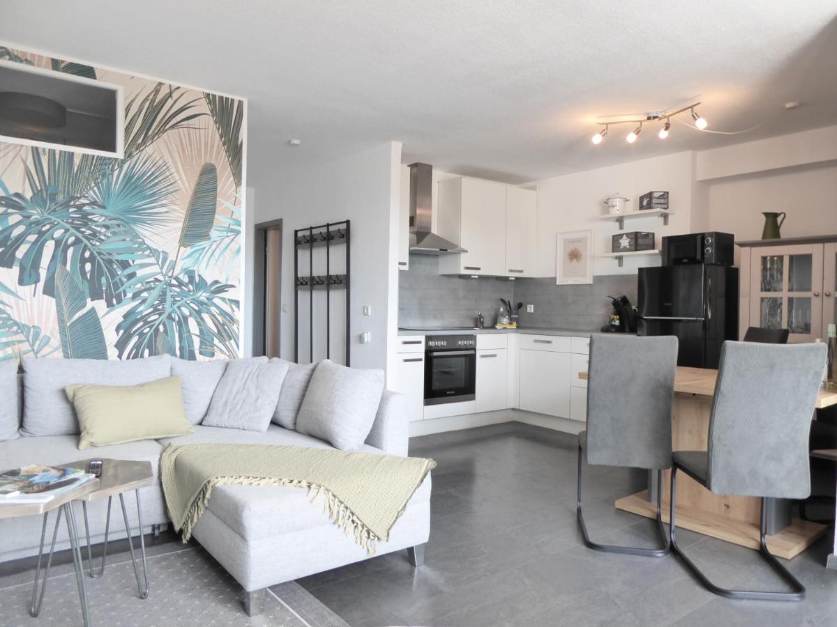Apartment Citystar Winterberg Ferienwohnung 5 Pers Pool Sauna Ps4 Terrasse Near Bikepark Buitenkant foto