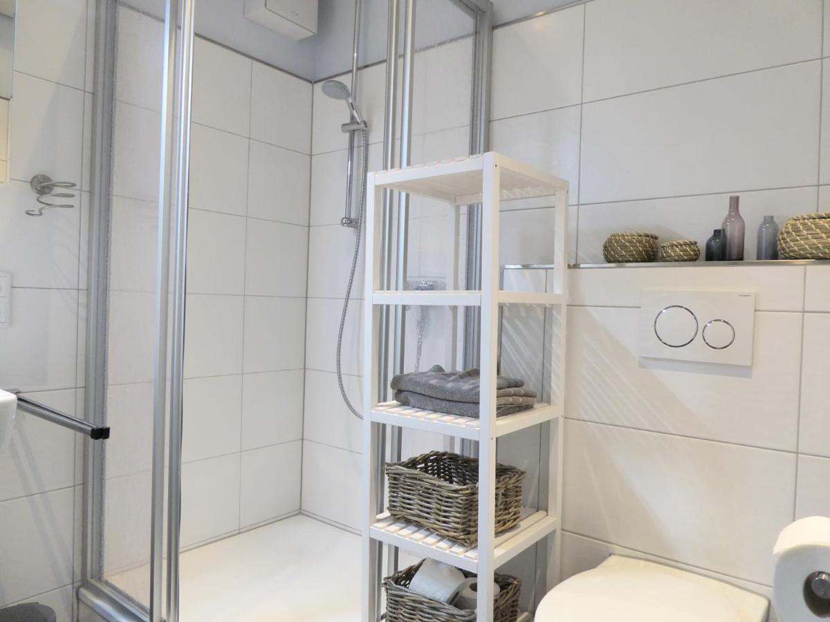 Apartment Citystar Winterberg Ferienwohnung 5 Pers Pool Sauna Ps4 Terrasse Near Bikepark Buitenkant foto