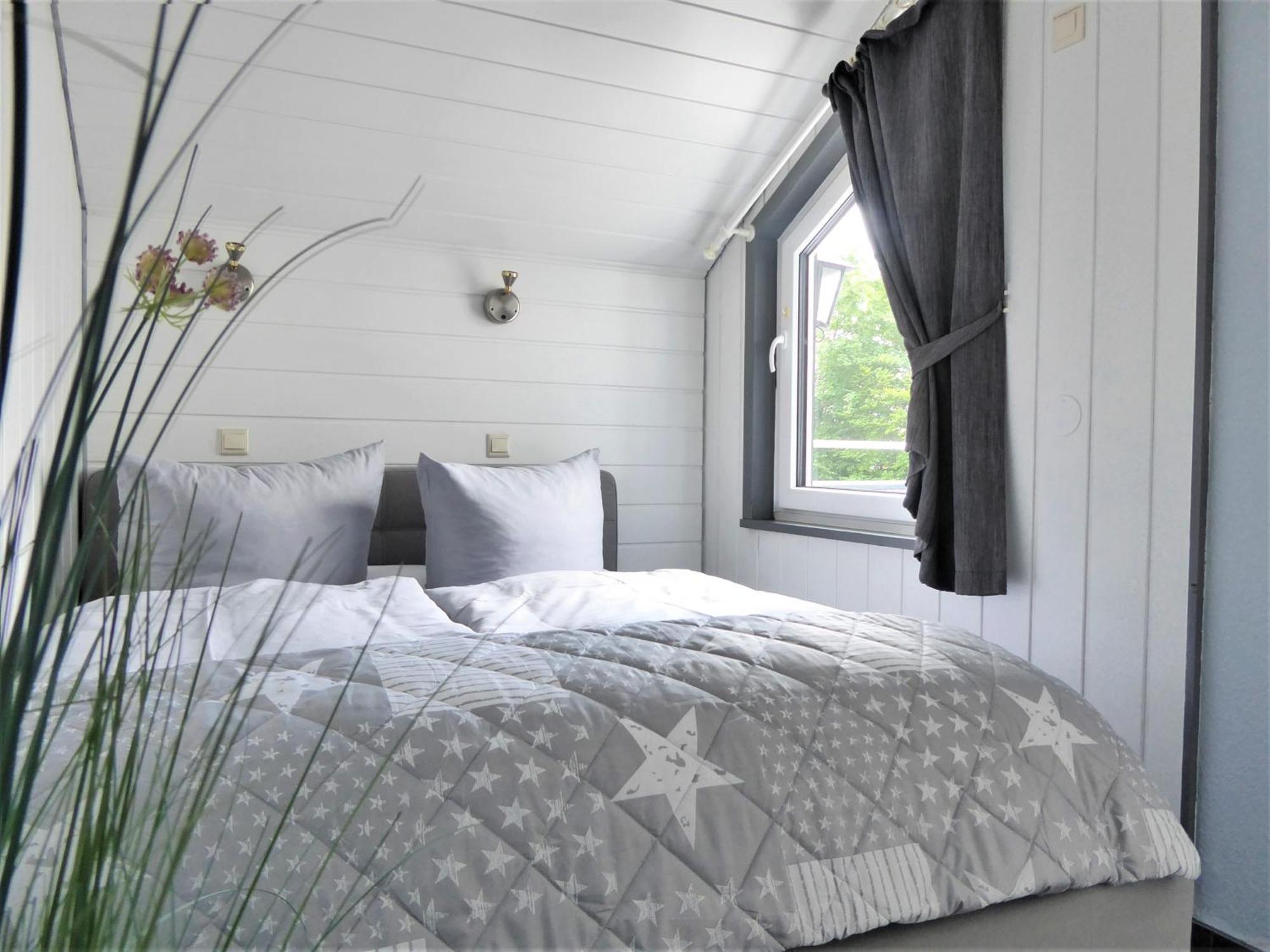 Apartment Citystar Winterberg Ferienwohnung 5 Pers Pool Sauna Ps4 Terrasse Near Bikepark Buitenkant foto