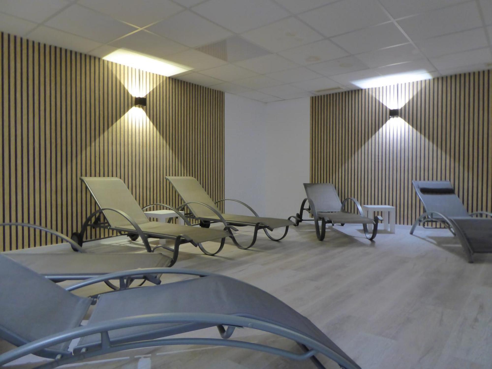 Apartment Citystar Winterberg Ferienwohnung 5 Pers Pool Sauna Ps4 Terrasse Near Bikepark Buitenkant foto
